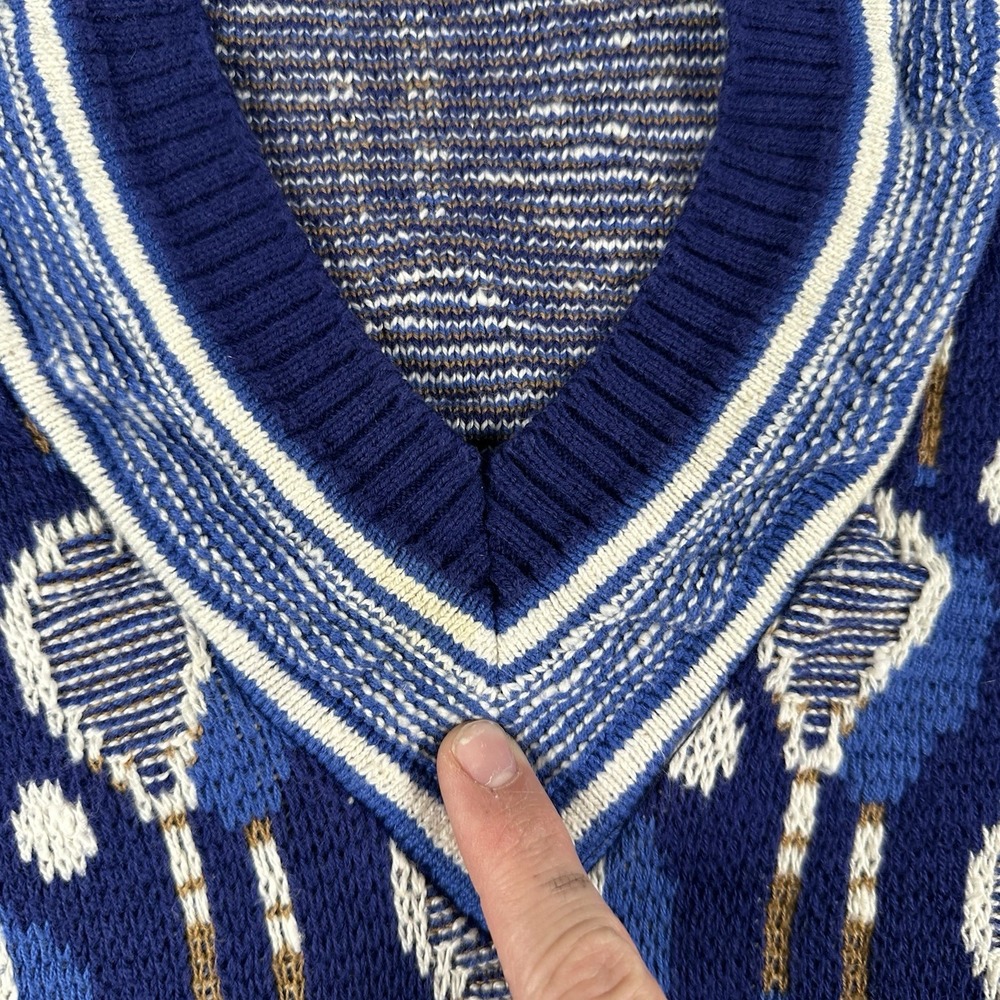 Vintage Tennis Sweater Men's Medium Blue AOP Racket V Neck Knit Pullover - Picture 7 of 16